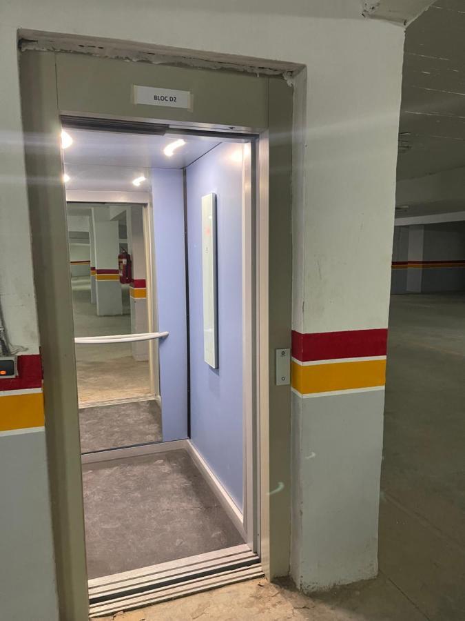 Appart A Cote De La Gare Du Train 马拉喀什 外观 照片